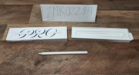 Mint
													Apple Pencil Pro, photo 1 of 3