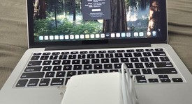 Good
													MacBook Pro 2015 (Retina) - 13" - Silver, 512 GB, 8 GB, photo 1 of 18