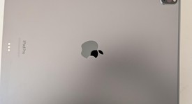 Good
													Apple iPad Pro 12.9" 6th Gen 2022 - Wi-Fi, Gray, 512 GB, photo 3 of 8
