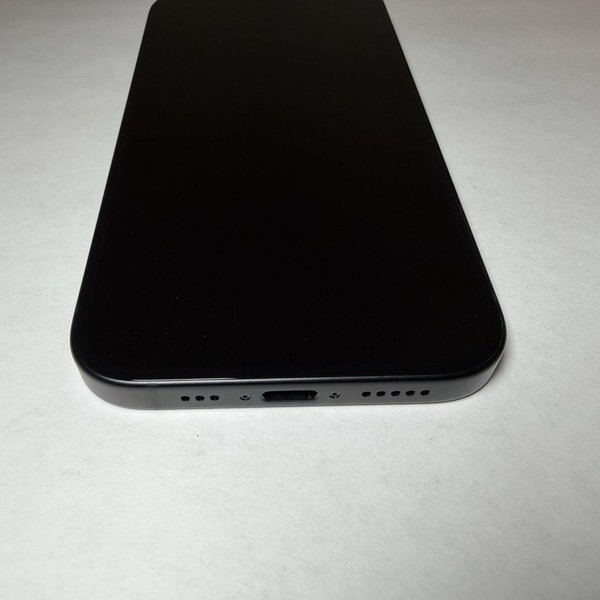 Apple iPhone 15 - Cricket, 128 GB, Black, A2846