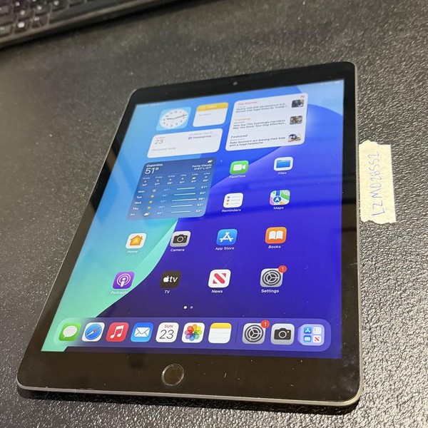 Apple iPad 9th Gen - Unlocked, 64 GB, Gray, A2603