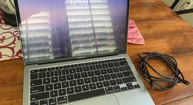 Good
													MacBook Air 2020 - 13" - Apple M1, Silver, 256 GB, 8 GB, photo 2 of 23