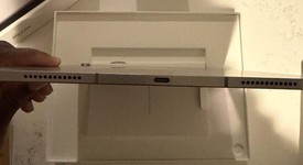 Mint
													Apple iPad Air 13" (M3) 2025 - Unlocked, Gray, 128 GB, photo 2 of 7