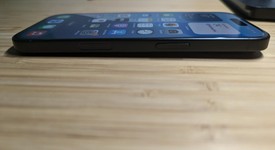 Mint
													Apple iPhone 16 - Unlocked, Black, 128 GB, A3081, photo 4 of 10