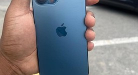 Good
													Apple iPhone 12 Pro Max - Unlocked, Pacific Blue, 256 GB, A2342, photo 4 of 10