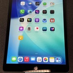 Good Apple iPad (8th Gen) - Wi-Fi, 128 GB, Gray, A2270