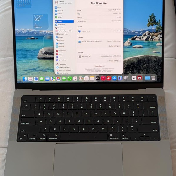 MacBook Pro 2021 - 14 inch - 512 GB, Gray, 16 GB, Apple M1 Pro 8-core