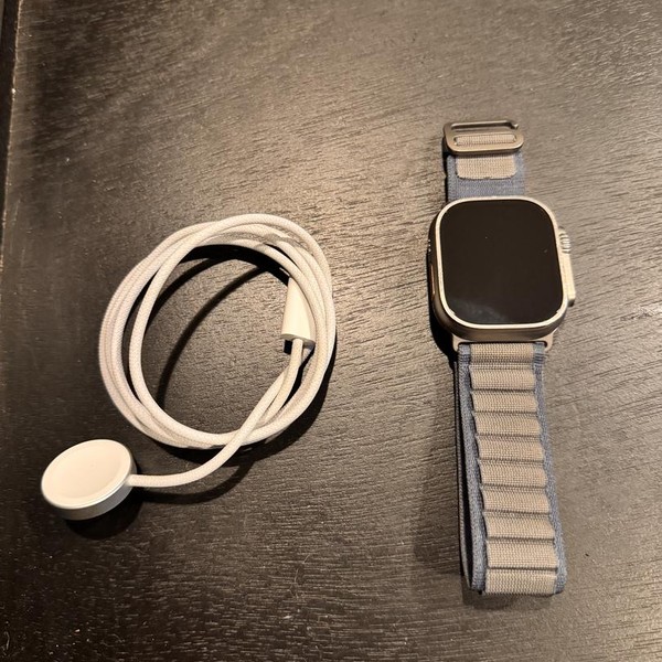 Apple Watch Ultra 2 49mm - Unlocked, Natural, A2986