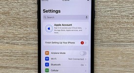 Good
													Apple iPhone SE 3rd Gen 2022 - Unlocked, Midnight, 256 GB, A2595, photo 3 of 8