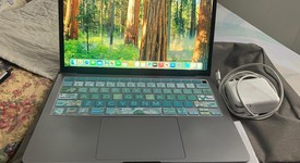 Good
													MacBook Air 2020 - 13" - I7, Gray, 512 GB, 8 GB, photo 1 of 5