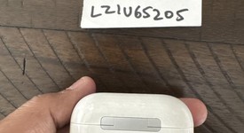 Used
													Apple AirPods Pro 1st Gen - MagSafe Case, photo 6 of 6