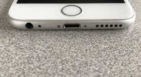 Good
													Apple iPhone 6S - Sprint, Silver, 16 GB, A1688, photo 5 of 7