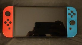 Mint
													Nintendo Switch - OLED - Red & Blue, 64 GB, photo 3 of 14