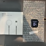 Mint Apple Watch SE 3rd Gen 40mm - Unlocked, Midnight, A3326 - Cellular