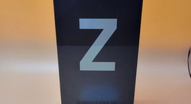 New
													Samsung Galaxy Z Flip3 5G - Unlocked, Cream, 128 GB, 8 GB, SM-F711U1, photo 1 of 2