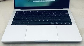 Good
													MacBook Pro 2021 - 14" - Apple M1 Pro 8-core, Silver, 512 GB, 16 GB, photo 4 of 7