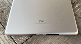 Good
													Apple iPad 8th Gen - Wi-Fi, Silver, 32 GB, A2270, photo 3 of 6