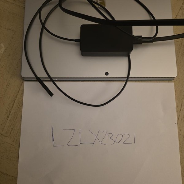 Microsoft Surface Pro 11 - 1 TB, Platinum, 32 GB, Snapdragon X Elite