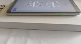 Mint
													Google Pixel 3 - Unlocked, White, 64 GB, Google Edition, photo 2 of 7