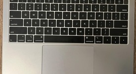Good
													MacBook Air 2018 - 13" - I5, Gray, 256 GB, 16 GB, photo 3 of 7