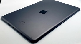 Good
													Apple iPad 7th Gen - Wi-Fi, Gray, 32 GB, A2197, photo 2 of 5