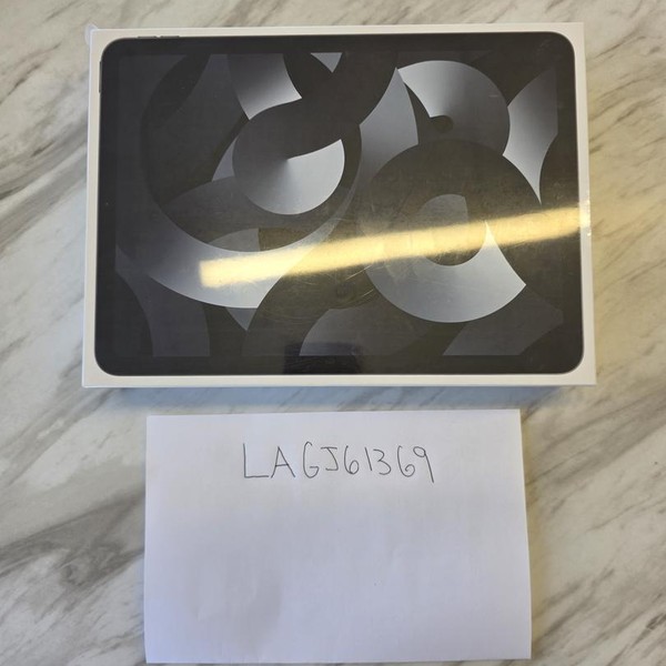 Apple iPad Air (5th Gen) - Wi-Fi, 64 GB, Gray, A2588
