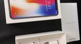 Good
													Apple iPhone X - Sprint, Silver, 64 GB, A1865, photo 3 of 7