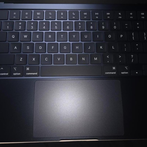 MacBook Air 2025 (M4) - 13 inch - 256 GB, Midnight, 16 GB, Apple M4