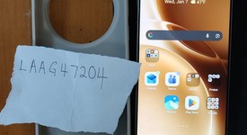 Mint
													Vivo X300 Pro - Unlocked Non-US, Dune Brown, 512 GB, 16 GB, photo 1 of 11