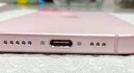 Mint
													Apple iPhone 15 - Unlocked, Pink, 256 GB, A2846, photo 5 of 13