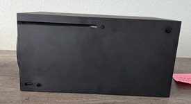 Mint
													Xbox Series X (2020) - Black, 1 TB, standard, photo 3 of 16