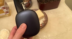 Used
													Apple AirPods Max USB-C - Midnight, photo 4 of 6