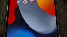 Good
													Apple iPad Pro 10.5" - AT&T, Gray, 64 GB, photo 1 of 5