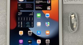 Good
													Apple iPad 5th Gen - Wi-Fi, Gold, 32 GB, A1822, photo 1 of 6
