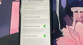 Good
													Apple iPhone SE 3rd Gen 2022 - Unlocked, Midnight, 64 GB, A2595, photo 2 of 6