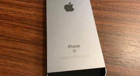 Good
													Apple iPhone SE 1st Gen 2016 - Unlocked, Grey, 64 GB, A1662, photo 4 of 4