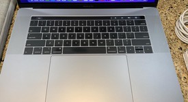 Mint
													MacBook Pro 2018 (With Touch Bar) - 15" - I7, Gray, 512 GB, 32 GB, photo 2 of 8