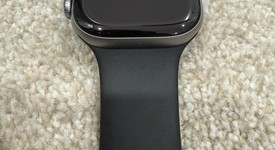Mint
													Apple Watch Series 11 46mm - Unlocked, Space Gray, A3337 - Cellular, Aluminum, photo 5 of 7