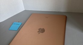 Fair
													Apple iPad 7th Gen - Unlocked, Gold, 128 GB, A2200, photo 5 of 7