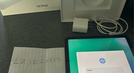 Mint
													Apple iPad Air 5th Gen - Unlocked, Gray, 64 GB, A2589, photo 4 of 7