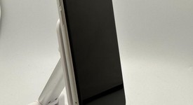 Good
													Apple iPhone SE 2nd Gen 2020 - Unlocked, White, 64 GB, A2275, photo 2 of 5