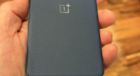 Mint
													OnePlus 13 - Unlocked, Midnight Ocean, 512 GB, 16 GB, photo 3 of 9