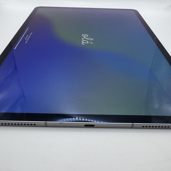 Apple iPad Air 13 inch (M2) 2024 - Unlocked, 128 GB, Gray, A2899