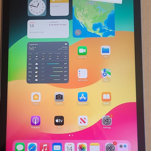 Apple iPad 8th Gen - Wi-Fi, 32 GB, Gray, A2270