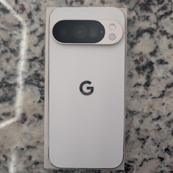 Google Pixel 10 Pro - Unlocked, 128 GB, Porcelain, G4QUR