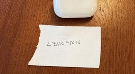 Used
													Apple AirPods Pro - Wireless Case, photo 3 of 8