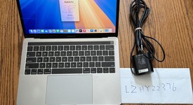 Good
													MacBook Pro 2018 (With Touch Bar) - 13" - I5, Gray, 1 TB, 16 GB, photo 1 of 10