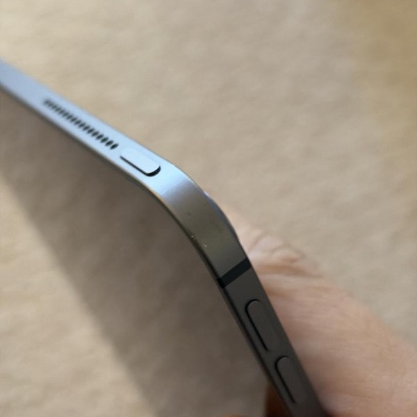 Apple iPad Pro 12.9 inch 3rd Gen 2018 - Unlocked, 256 GB, Gray, A2014