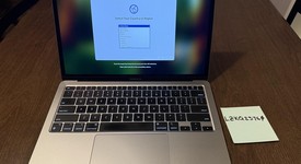 Fair
													MacBook Air 2020 - 13" - Apple M1, Gray, 512 GB, 16 GB, photo 2 of 14