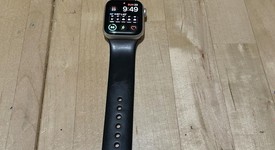 Good
													Apple Watch SE 2nd Gen 40mm - Silver, A2722 - GPS, Aluminum, photo 1 of 8